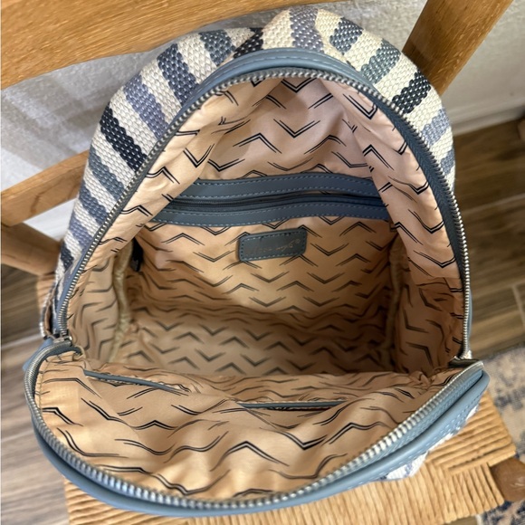 Moda Luxe Striped Mini Backpack NEW - Picture 6 of 6